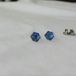 オーシャンキューブボックスピアス