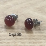 Un grain de rouge　－一粒の赤ー　ピアス　レッドアゲート