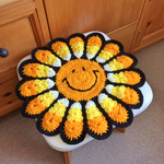 【kaho様 オーダー作品】スマイリーフラワーの円座　   yellow