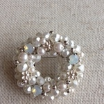 ♪キラキラ♪パールとシルバービーズのブローチ