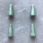 USA import アクリル 三角柱 ミントグリーンマーブル アクリルヴィンテージ ビーズ