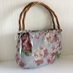 レトロな雰囲気  和の花柄バッグ