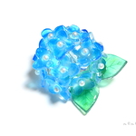 雨粒に濡れた紫陽花ブローチ(青)