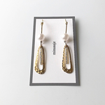 ¥700→¥500不規則パーツ×ゴールドバー個性的ピアス