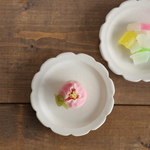 お花小皿 12cm 白マット