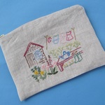 リネンの刺繍ポーチ　ガーデニング日和