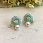 北欧  刺繍 パール   イヤリング ピアス