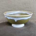 ひとくち茶碗　そば釉＋白