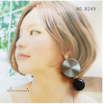  No.B249 大人可愛い✩︎⡱ウェーブビーズ のお洒落ピアス / イヤリング