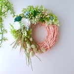 Squarewreath rose