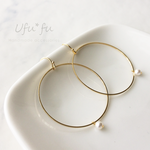 大きなフープと小さなパールのゴールドピアス／ノンホール／イヤリング／樹脂ピアス