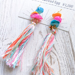 カラフルストーンと刺繍のタッセルアクセサリー
