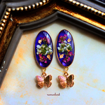 蝶々ゆらゆら耳飾り＊navy＊イヤリングorピアス