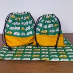 お弁当袋とコップ袋、巾着☆スクールバス･みどり