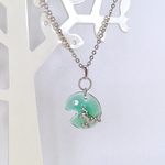 蓮の葉とカエルのペンダント＊黄緑