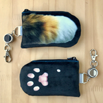 猫手でタッチ！Cat Paw フワフワパスケース_Tricolore_Black