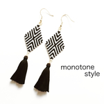 monotone design タッセルピアス (イヤリング シンプル )