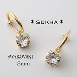 ゴールドフープとスワロビジューのシンプルイヤリング