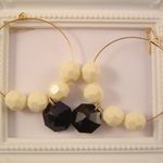 底値Sale!ブラックスワロフスキーの大人フープピアス（イヤリング）
