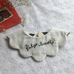 フレンチパリジェンヌテイストのメッセージ刺繍スタイ