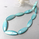 アクアブルーカラーシェル　縦長マーキス３０×１０×４mm