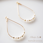 ホワイト＊しずくフープピアス／イヤリング＊パール×メタリックゴールド【k14gf  アレルギー対応】