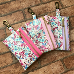 リール付きキーケース*小花柄