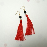 Sala刺繍糸タッセルピアス*レッド*