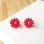 つまみ細工 レッドローズなお花のピアス・イヤリング