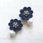 🌈💎Fancy denim flowerイヤリング💎Swarovski blue&crystal💎シャイニー パールでおめかしver.🌈  元祖　デニム　つまみ細工　和装お出かけ パール ギフト　