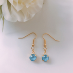 サマーブルーのスワロフスキーシンプルピアス/イヤリング