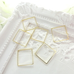 【再再入荷】15個セット☆大サイズ16mm 四角　細めフレームパーツ　