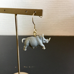 サイ のピアス