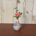 紺碧とトルコブルーとピンクが可愛い小さな一輪挿し ＾＾