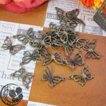 蝶チャーム バタフライ 15個 金古美 アクセサリーパーツ ap28