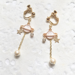 土星の魅力☆大人かわいいホワイト×ゴールド♡【イヤリング or ピアス】