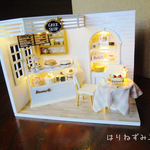 再販【電池付ドールハウス】あかりの灯るケーキ屋さん★ミニチュア・ジオラマ・インテリア・ルームライト・置物