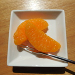 ☆オレンジブローチ