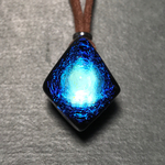 ≪Dichroic Diamond≫　ガラスのペンダント　レインボー＆レッド　Glass accessories  