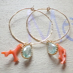 14kgf Sea Bubbles クラックグラスとコーラルのフープピアス