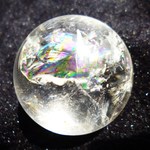 ☆mamochinさま♪☆ご予約お取り置き☆　☆天然レインボークリスタル☆アイリスクォーツ☆　☆スフィア（丸玉）☆　☆直径４６ｍｍ☆　☆１３５ｇ☆　☆台座付き☆