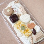 panekuro様オーダー ♡ iPhone7ケース（ﾎﾜｲﾄ/ﾓｶﾁｮｺ・ﾌﾛﾗﾝﾀﾝ）