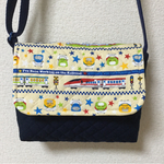 電車(クリーム)   ポシェット　キッズ   男の子用