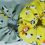 あにまる集合＊２色のパンダのシュシュ【グレーとイエロー】