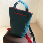 【新色】シアンブルーxレッドリュックⓂ︎