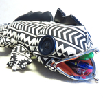 トカゲのペンケース(モノクロ)