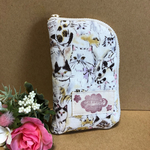 ねこ柄ポーチ