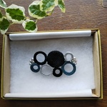 まる×まるブローチ「monotone」