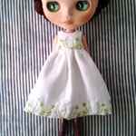 (mari-yuri様オーダーのお品）野花刺繍のワンピース