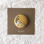 刺繍ブローチ